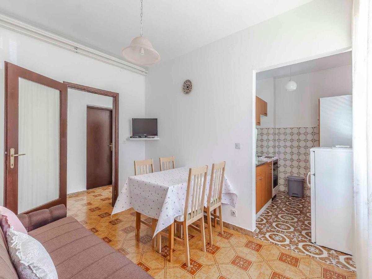 Mira Apartment Porec Exterior photo