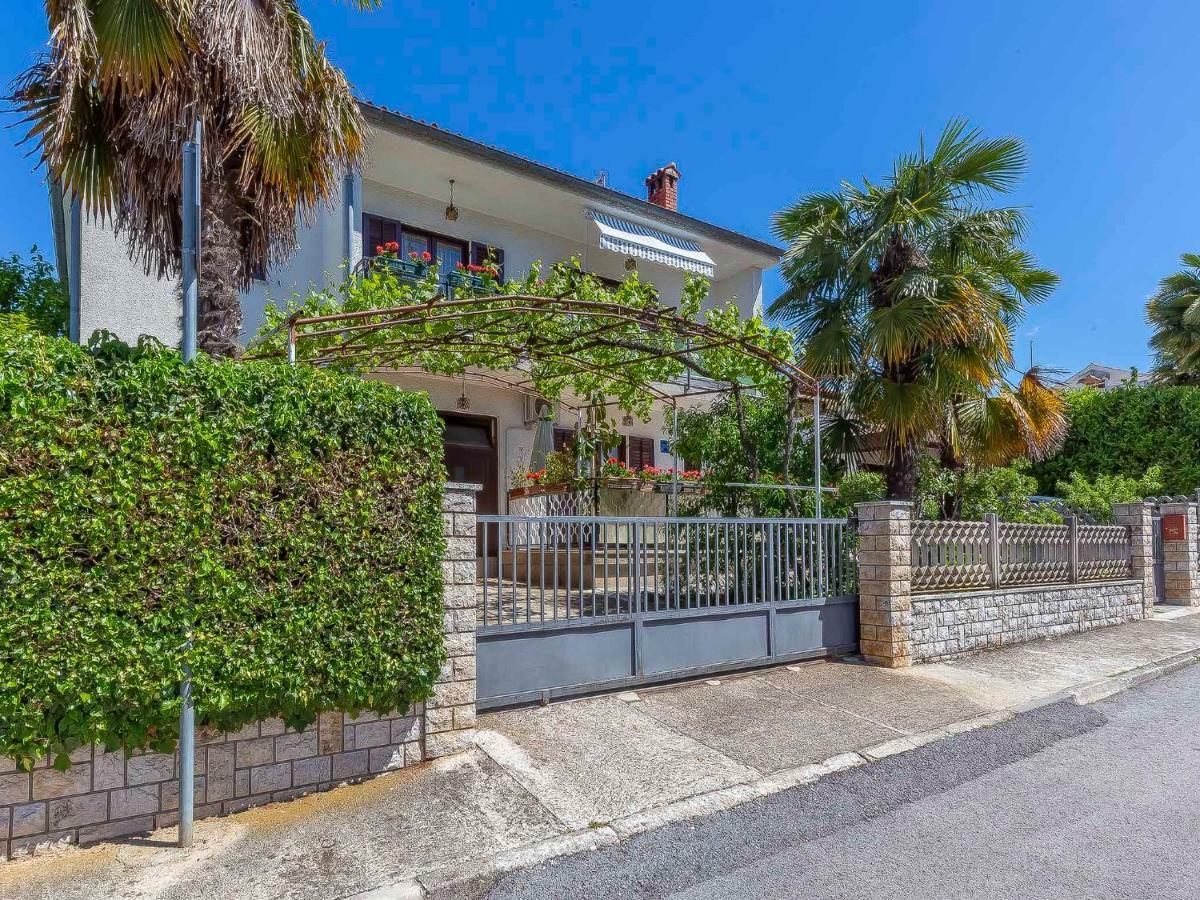 Mira Apartment Porec Exterior photo